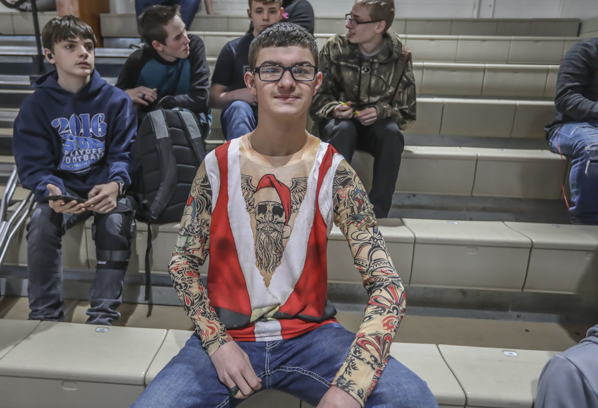 Ugly Sweater 2 12.13.19.JPG